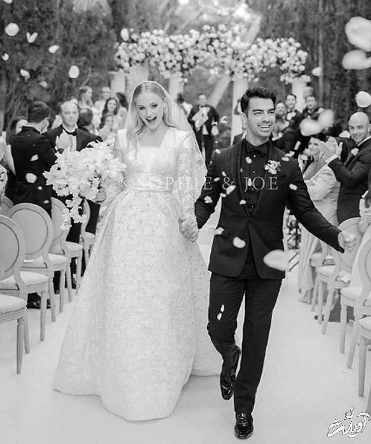 زیباترین لباسهای عروسی سلبریتیها در تمام دوران زیباترین لباسهای عروسی سلبریتیها در تمام دوران